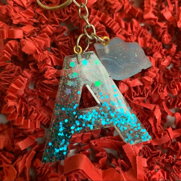 Alphabet / Initial Keychain with Charm - Picture 3 of 4